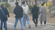 盘点网红吃瓜事件,揭秘网络舆论场的狂欢与争议